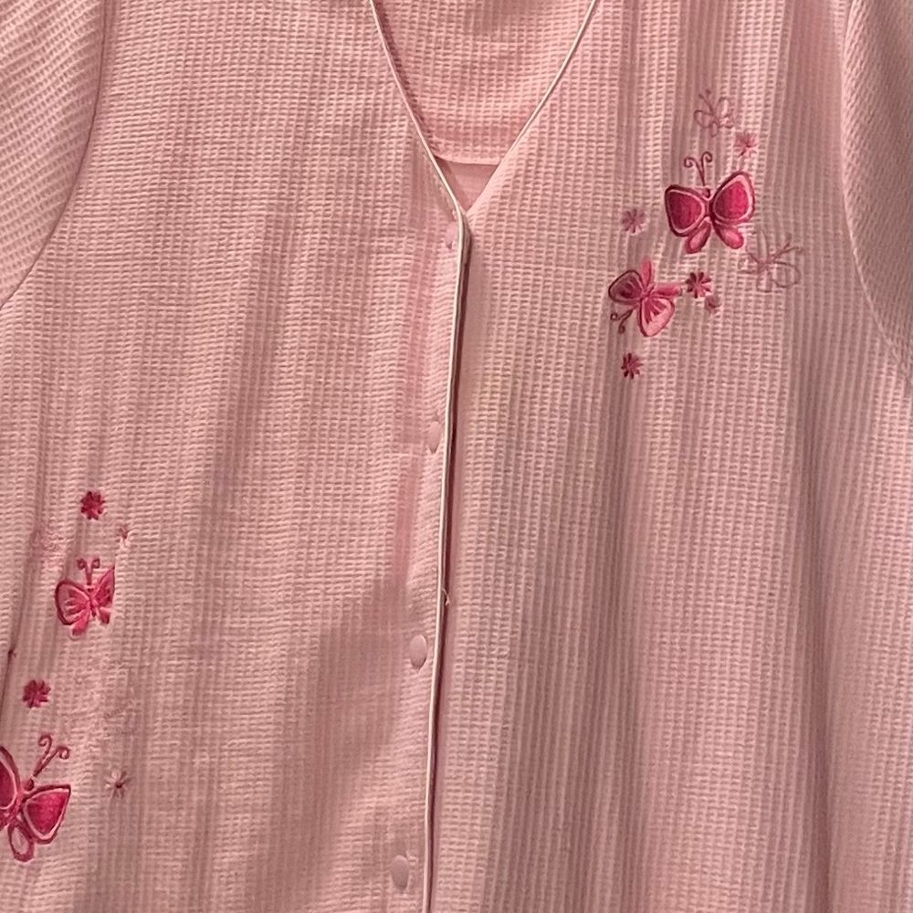 Lights weight day dress or robe